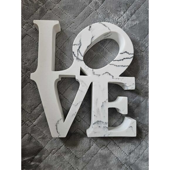 Beautiful White Marble LOVE Home Decor Piece ❤️ 9” X 8” - Picture 2 of 6